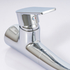 Grifo industrial de estilo popular con certificado CE de nuevo diseño de caño cuadrado de latón para fregadero de cocina